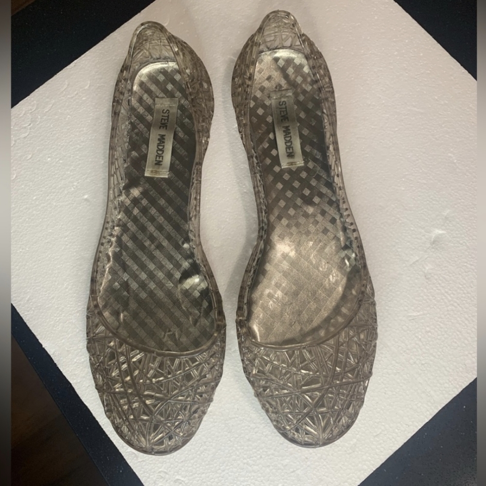 Steve Madden Gunmetal Jelly show size 10